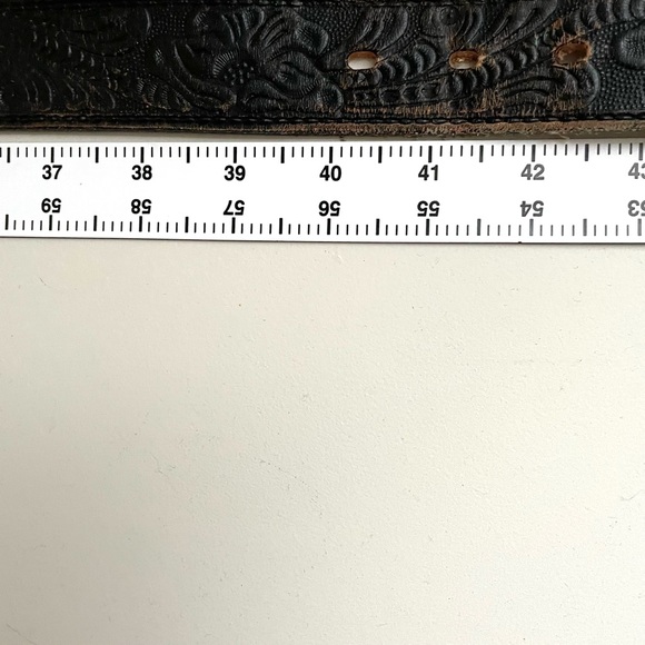 Brushy Creek Western Cowhide Belt - Picture 8 of 10